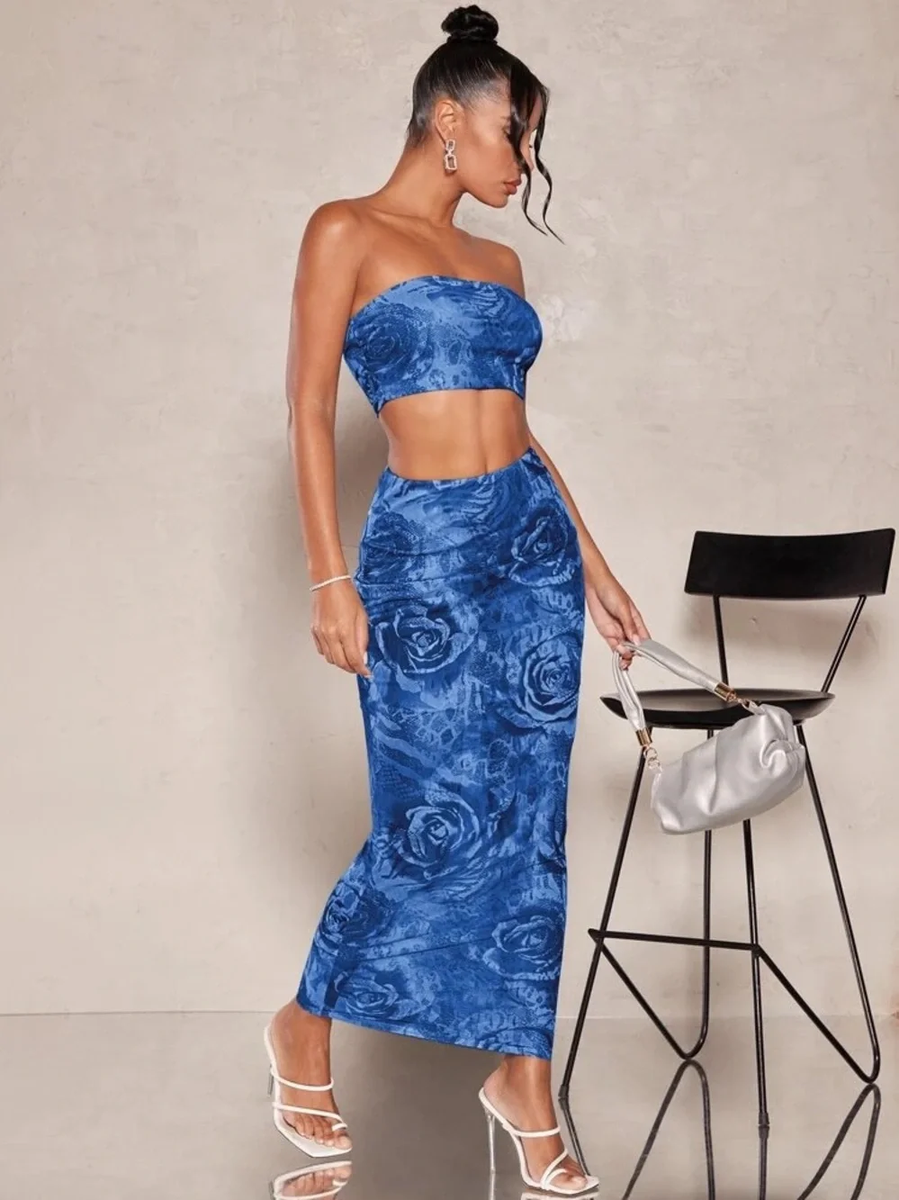 SHEIN Blue Floral Maxi Skirt - High-Waist Tubular Silhouette - Picture 3 of 5